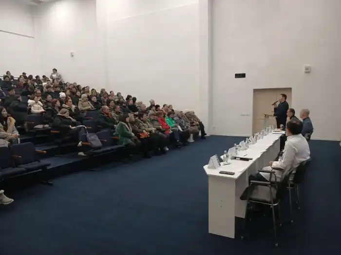 Обсуждение стратегий защиты молодежи от идеологических угроз в образовании Астане