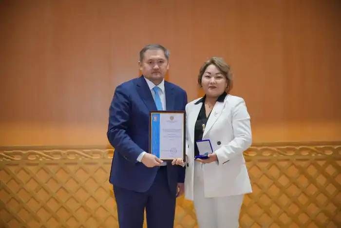В Алматы наградили лучших представителей науки и высшего образования (7)