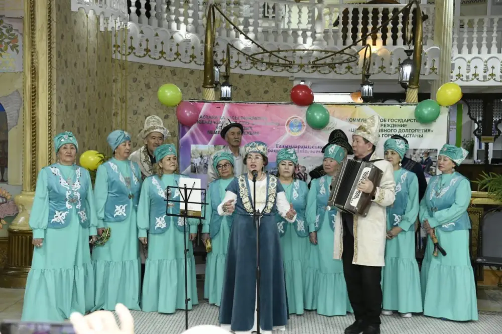 В Астане прошло праздничное мероприятие «Алғыс жүректен шыққан сөз» (2)