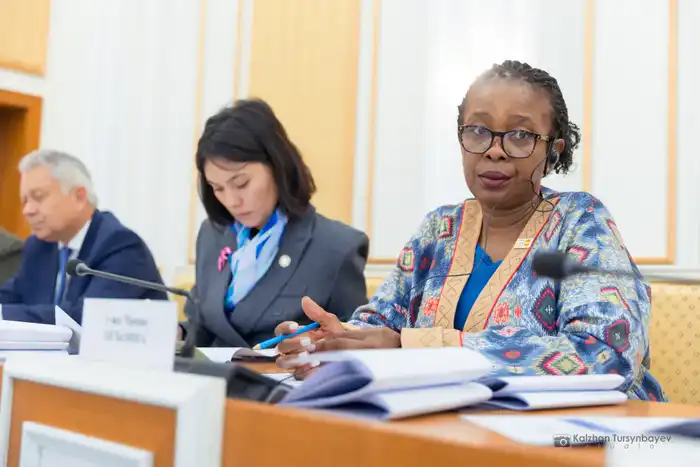 Международное сообщество оценило открытость и прозрачность конституционной реформы (2)