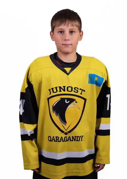 Карагандинские хоккеисты вместе с Astana Team взяли золото на международном турнире в Канаде (6)