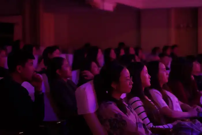 «Закон и порядок»: в Астане поставили спектакль «Екі ғұмыр» (2)