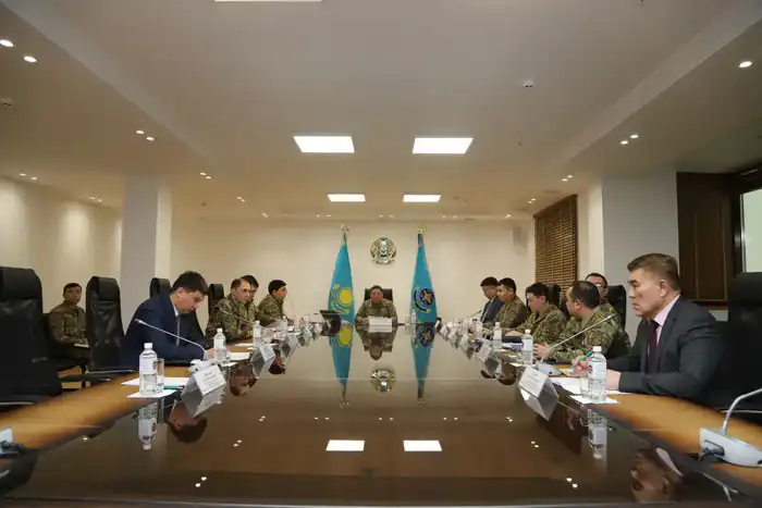 В МЧС состоялось заседание Межведомcтвенной государственной комиссии по предупреждению и ликвидации чрезвычайных ситуаций (4)