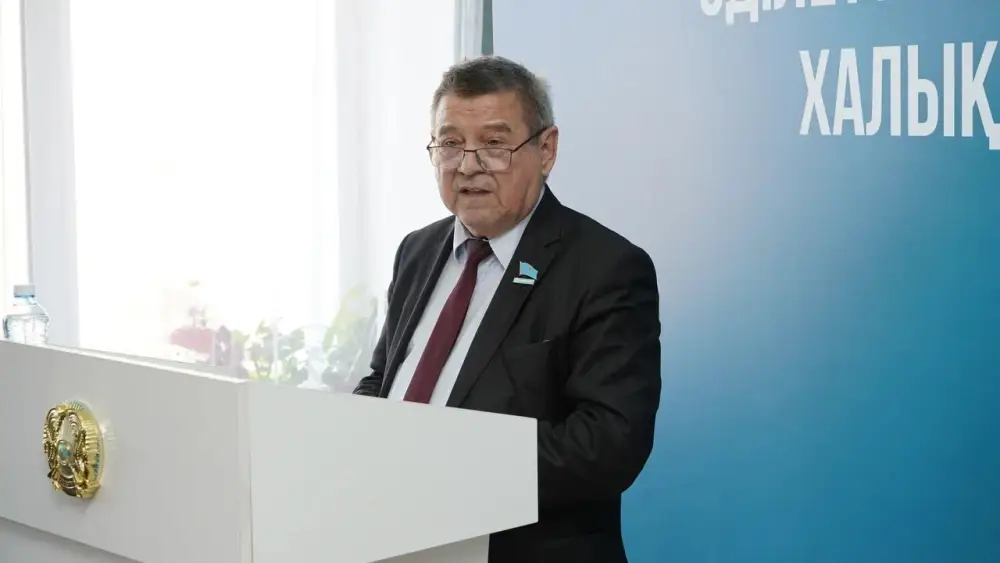 Обсуждение проекта новой Конституции в Семее: возможные последствия для общества Астане