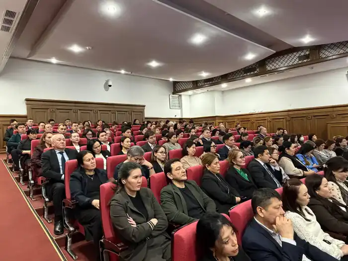 В МЗ РК обсудили поправки в Конституцию о соцзащите граждан (2)