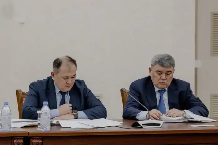 На заседании акимата рассмотрели два приоритетных вопроса - дальнейшнего социально-экономическое развитие региона и подготовку к паводковому периоду (4)
