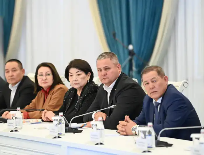 Обсуждены вопросы поддержки и развития предпринимательства в регионе (8)