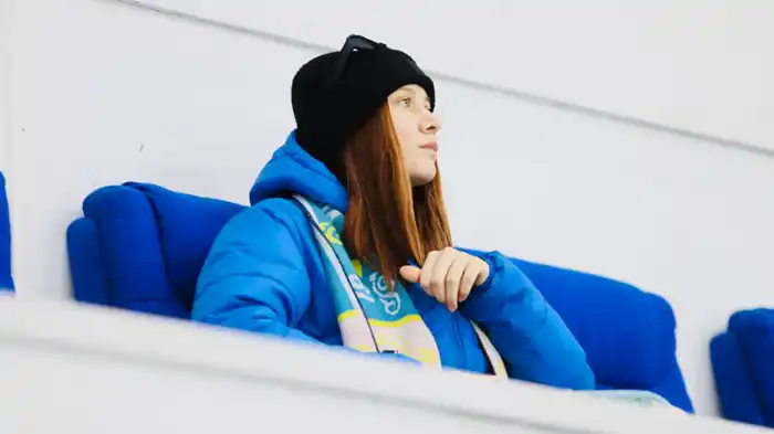 Чемпионке XXV летних Сурдлимпийских игр Фаине Мейрмановой аким ВКО вручил сертификат от квартиры (4)