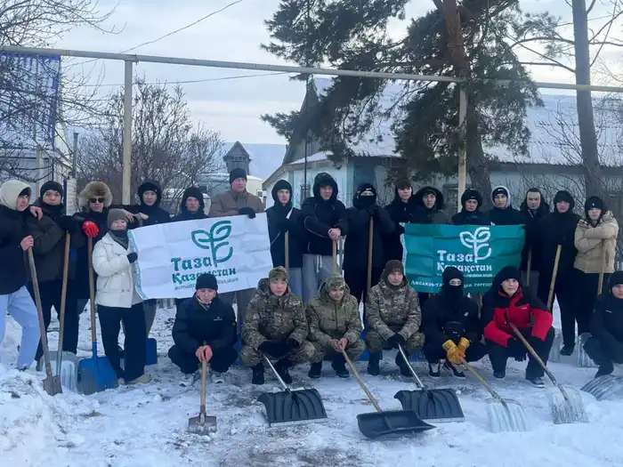 В Лисаковске прошла акция «Снежный десант» (5)