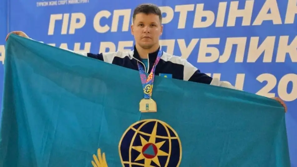 Александр Комаров установил новый рекорд Казахстана по гиревому спорту на чемпионате страны Астане