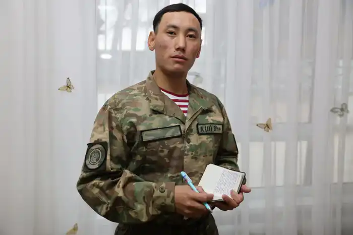 Стихи на страже: поэзия из рядов гвардии Астане