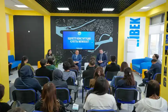 В преддверии республиканского референдума молодежь ВКО выступила с обращением (3)