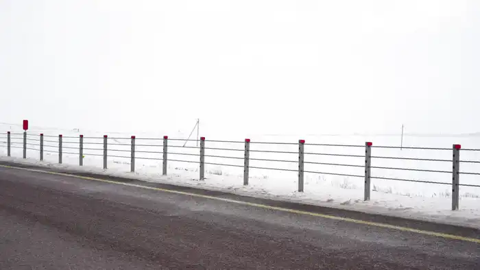 Тросовые ограждения в Казахстане: инновационное решение для повышения безопасности зимних дорог Астане