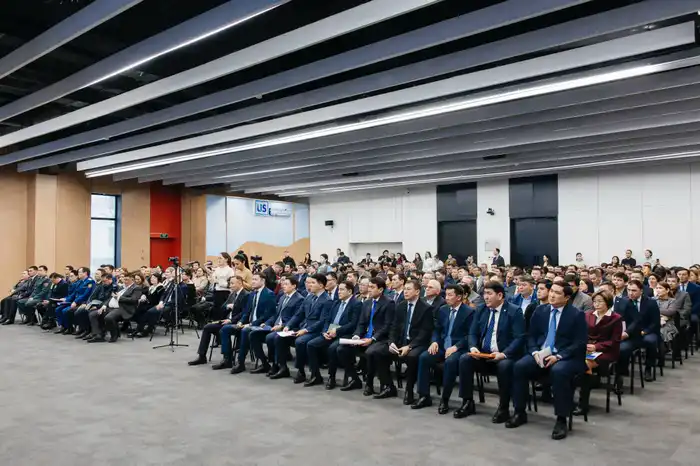 Атырау: встреча с предпринимателями региона Астане