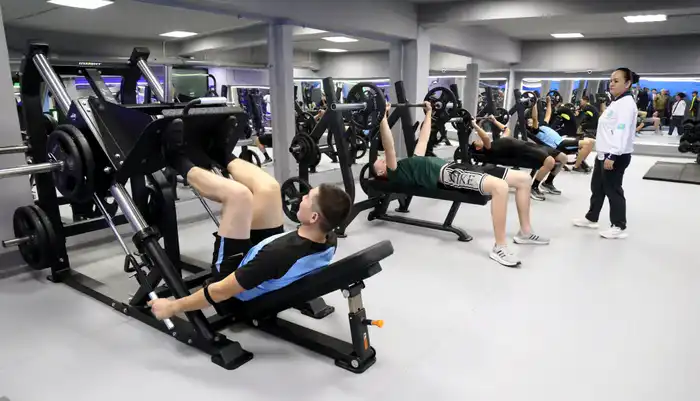 Министр обороны презентовал депутатам Парламента проект Sarbaz+ в Алматы (4)