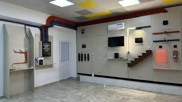 Лаборатория будущего: карагандинские студенты осваивают цифровые технологии (2)