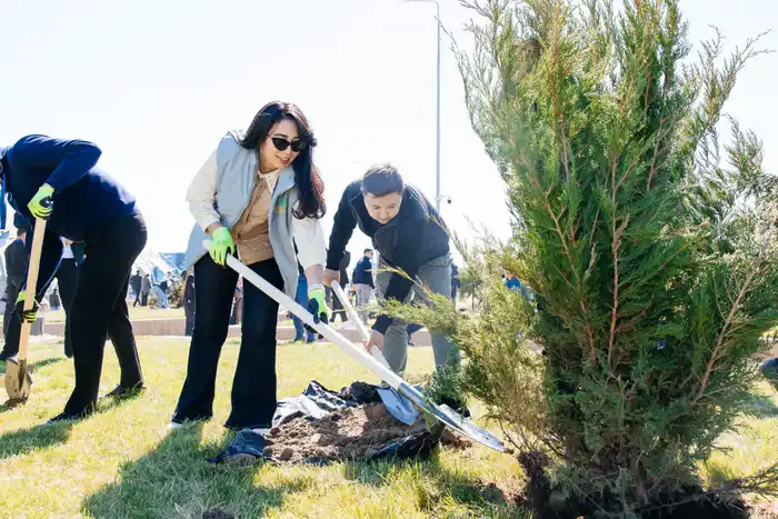 Зелёный шторм: 1,8 миллиона деревьев преобразят Атыраускую область Астане