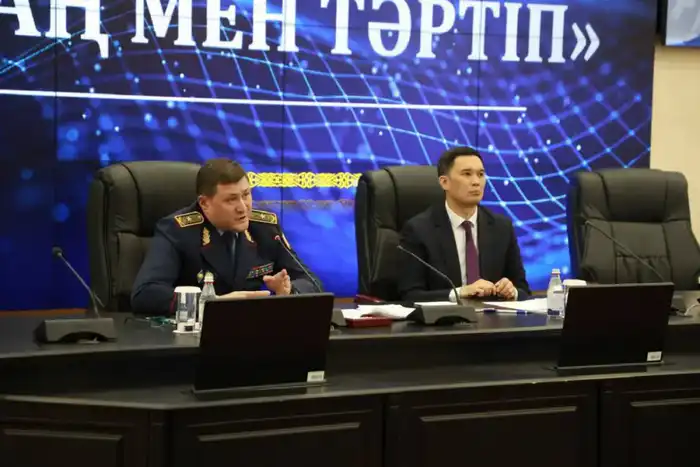 Полиция и представители КСК и ОСИ обсудили меры по обеспечению безопасности в столице (2)