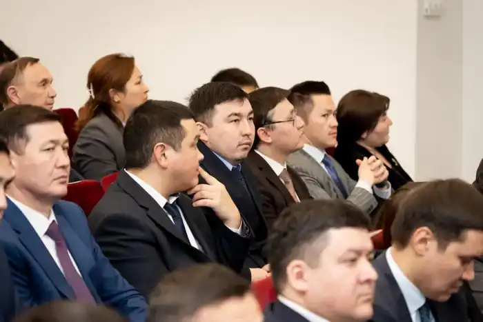 А. Сапаров: Ключевая задача 2026 года — формирование единой цифровой экосистемы «е-АПК» (3)