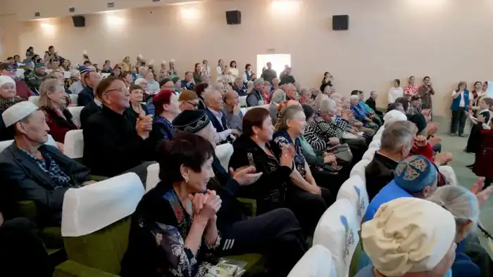 День благодарности: в Астане провели благотворительное мероприятие для подопечных центра соцобслуживания (4)