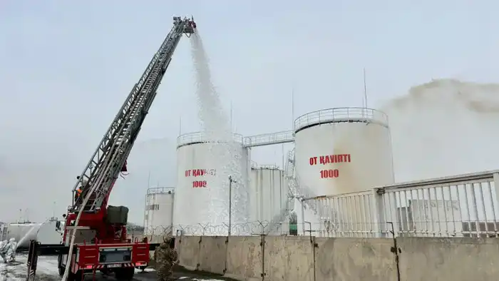 Спасатели МЧС провели пожарно-тактические учения на объектах с массовым пребыванием людей и повышенной пожарной опасностью (5)