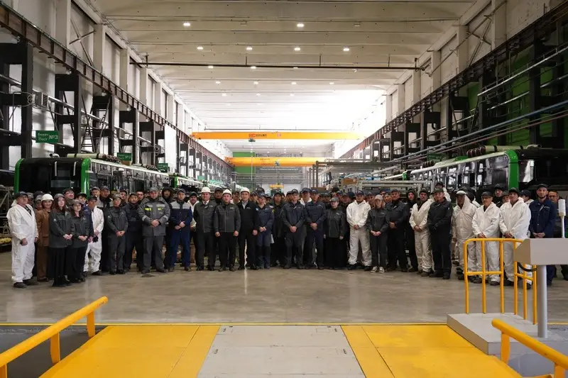 Более 70 трудовых коллективов предприятий Карагандинской области поддержали проект новой Конституции (4)