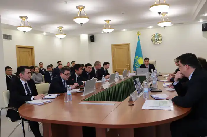 Совещание в Министерстве труда: АО «КСЖ «ГАК» обсуждает новые вызовы и лицензии Астане