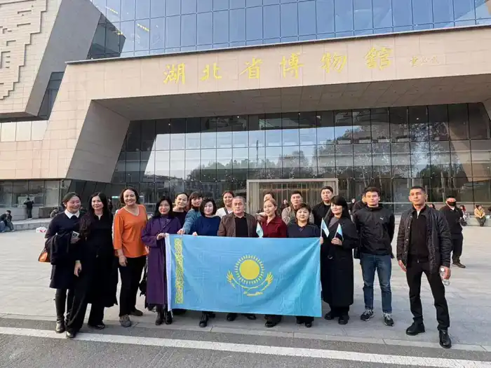 Казахстанские преподаватели искусственного интеллекта: мосты знаний, возведенные в Китае Астане