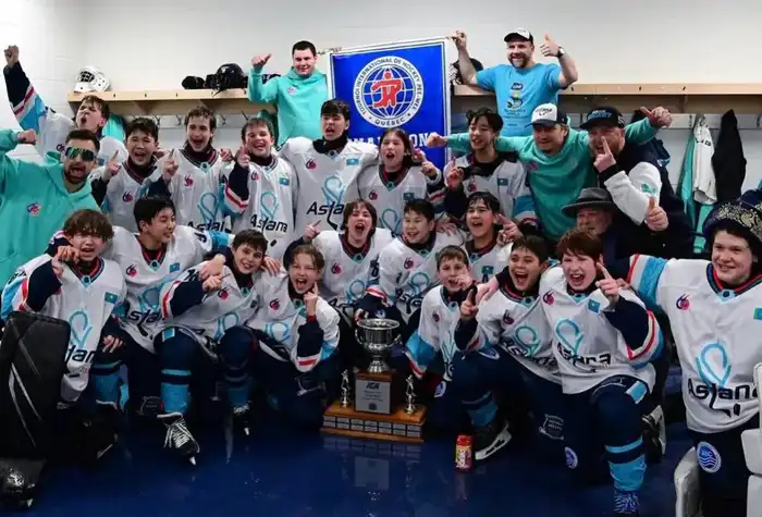 Золото для Казахстана: хоккеисты покорили Канаду! Астане