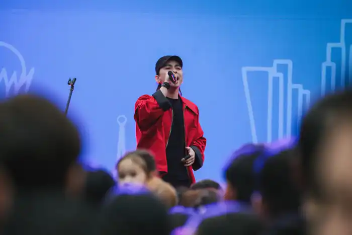 Более 10 тысяч человек приняли участие в молодежном концерте в поддержку референдума в Астане (7)
