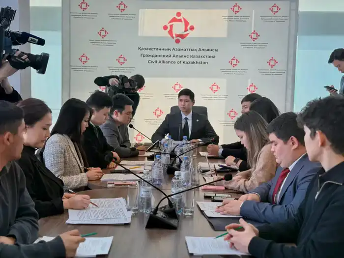 Молодежь как архитектор новой Конституции: обсуждение в Астане Астане