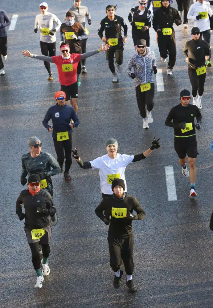 В Алматы прошел Winter Run с рекордным количеством участников из 22 стран Астане