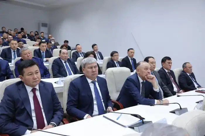 Новая Конституция: шаг к будущему Казахстана Астане