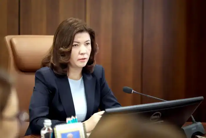 Обсуждение повышения качества образования и инклюзивного обучения на встрече с руководителями областных управлений образования Астане