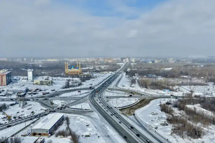 В Усть-Каменогорске дорожная симфония: временные изменения в движении под ритм строительства развязки Астане