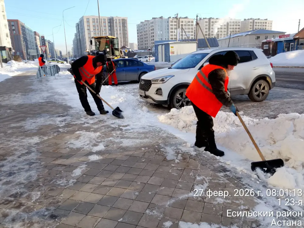 Снегуборочные работы в Астане продолжаются активно Астане
