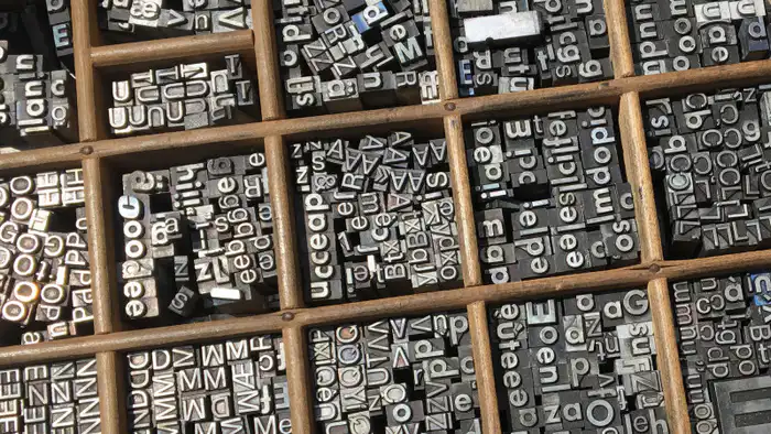 Астана на пути к уникальному стилю: в столице Казахстана разрабатывают городской шрифт. Об этом стало известно на заседании маслихата, где директор Центра сообщил, что проект реализует международное бюро. Новый шрифт станет частью городской идентичности,  Астане