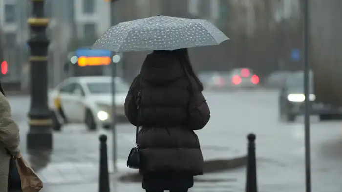 Прогноз погоды на 15-17 февраля: Астана, Алматы и Шымкент готовятся к холодам и снегопадам

15 февраля в Астане ожидается облачная погода с небольшими осадками, температура воздуха составит -15°C. В Алматы температура будет чуть выше, около -5°C, также во Астане