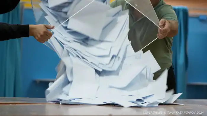 Результаты референдума по новой Конституции: условия признания голосования состоявшимся, начало подсчёта голосов Астане