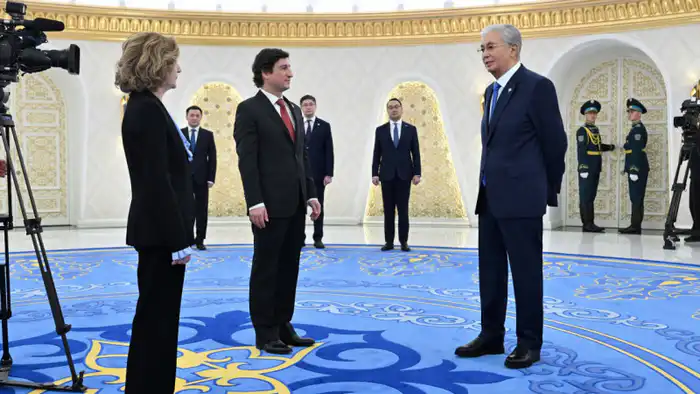 Токаев принимает верительные грамоты: дипломатический калейдоскоп Астане