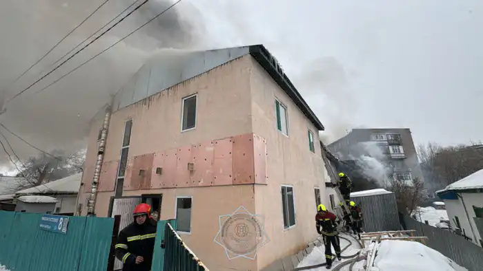 Астана в огне: пожарные на высоте вызова! Астане