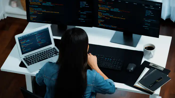 Казахстанские единороги: Мадиев о развитии искусственного интеллекта и цифровых технологий Астане