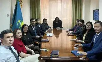 Обсуждение этических норм в государственных органах: семинар для служащих в Казахстане