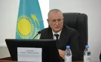 Шымкент: встреча о здравоохранении и Конституции