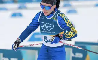 На лыжной арене Олимпиады в Милане: Казахстанская команда пробежала свой путь к 16-му и 17-му местам в командном спринте