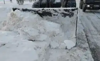 Снежные операции в Астане: более 1 500 единиц спецтехники на борьбе с зимними условиями