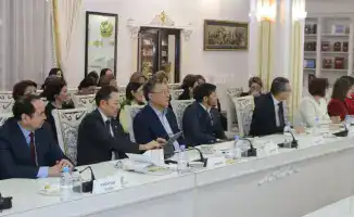 Тысяча редкостей: юбилейный сборник Сарыбаева!