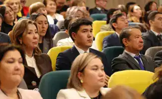 В школах внедрена новая программа для формирования гражданственности у детей