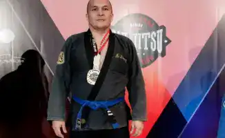 Победа сотрудника МЧС на международном турнире по BJJ подчеркивает значимость физической подготовки в службе