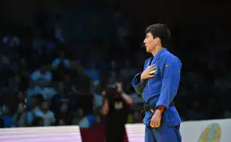 Аман Бақытжан: Париждегі татамида үш қадаммен қола жүлдеге жеткен жұлдыз